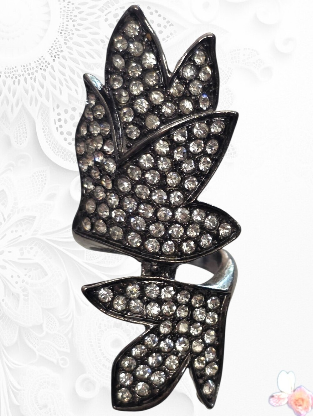Black Pavรฉ Crystal Double Leaf Ring Gunmetal Cocktail Statement Size 6